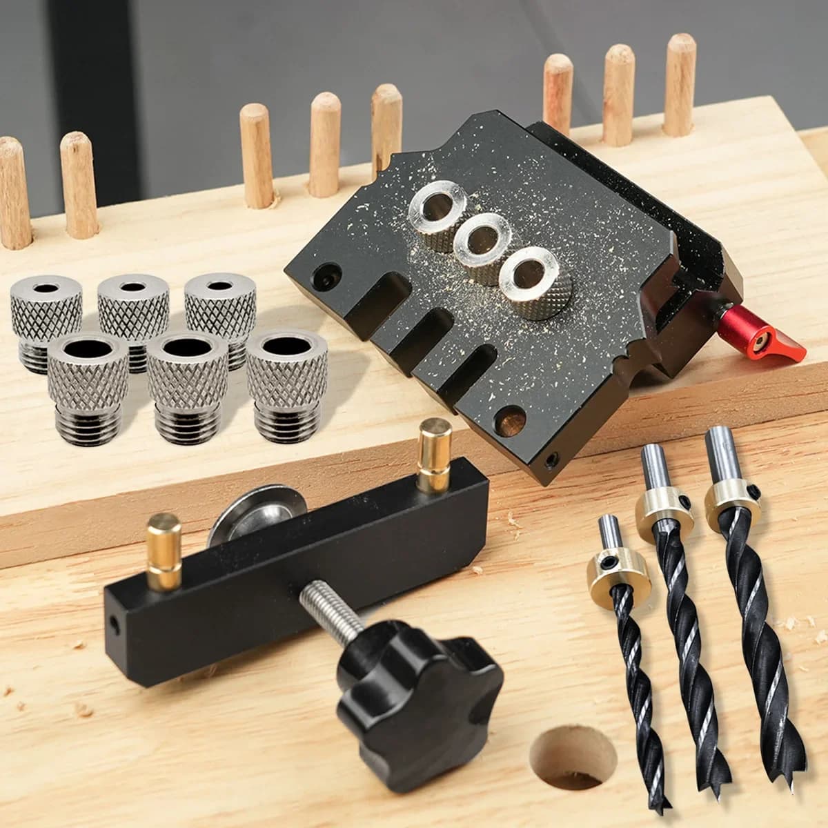 Selbstzentrierender Dübel-Jig-Kit für gerade Löcher